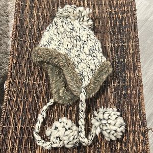 Everest Designs Fur Wool Hat